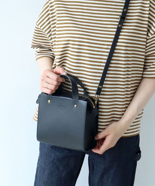 PAR ICI（パーリッシィ）の「TIDEWAY 別注ショルダーBAG（ショルダーバッグ・レディース・ダークブラウン/ブラウン/ブラック・FREE）」の22枚目の写真