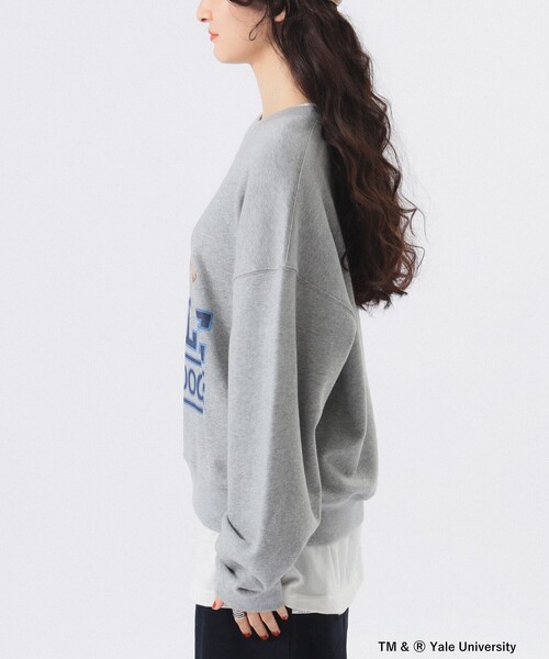 BEAMS BOY（ビームスボーイ）の「【別注】THE BOOKSTORE / YALE スウェット 25FW（スウェット・レディース・グレー/ネイビー・ONE SIZE）」の8枚目の写真