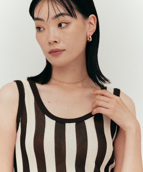 YOOU(ユー)の「ストライプニット/デザインタンクトップ × ノースリーブニット(ニット/セーター・レディース・ブルー/ブラウン/ホワイト・FREE)」の22枚目の写真