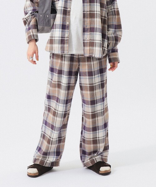 BEAMS BOY（ビームスボーイ）の「ワーク チェック イージーパンツ（その他パンツ・レディース・アイボリー/グレー/ブルー・1/2）」の6枚目の写真