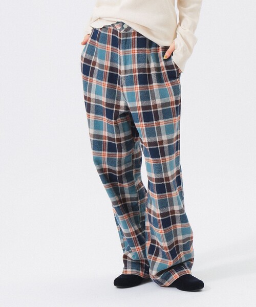 BEAMS BOY（ビームスボーイ）の「ワーク チェック イージーパンツ（その他パンツ・レディース・アイボリー/グレー/ブルー・1/2）」の17枚目の写真