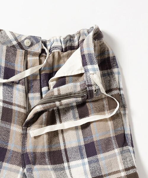 BEAMS BOY（ビームスボーイ）の「ワーク チェック イージーパンツ（その他パンツ・レディース・アイボリー/グレー/ブルー・1/2）」の21枚目の写真