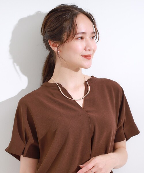 SHOO・LA・RUE(シューラルー)の「【2WAY】メタルカーブネックレス(ネックレス・レディース・シルバー/ゴールド/ピンクゴールド・00)」の4枚目の写真