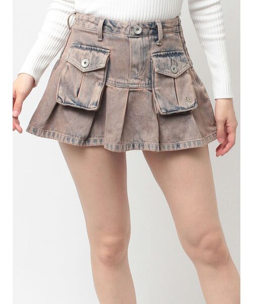 GYDA(ジェイダ)の「ハイウエストGG POKETプリーツデニムスカートライクショートパンツ(デニムスカート・レディース・ブルー/ライトブルー・SMALL/MEDIUM)」の1枚目の写真