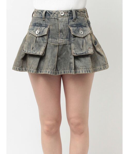 GYDA(ジェイダ)の「ハイウエストGG POKETプリーツデニムスカートライクショートパンツ(デニムスカート・レディース・ブルー/ライトブルー・SMALL/MEDIUM)」の4枚目の写真