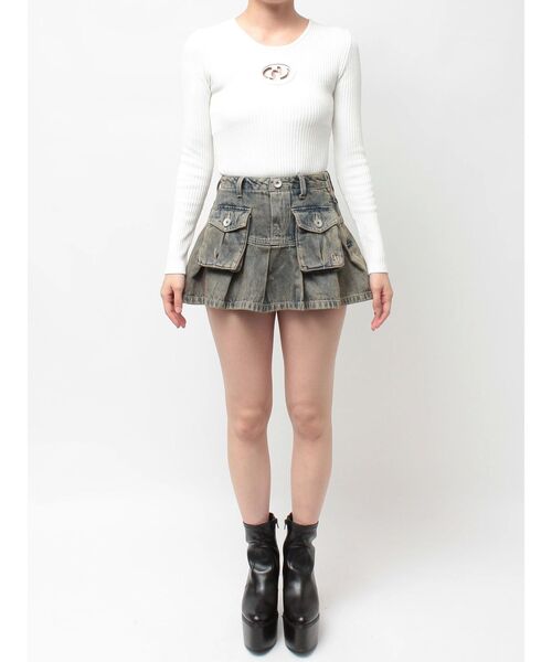 GYDA(ジェイダ)の「ハイウエストGG POKETプリーツデニムスカートライクショートパンツ(デニムスカート・レディース・ブルー/ライトブルー・SMALL/MEDIUM)」の12枚目の写真