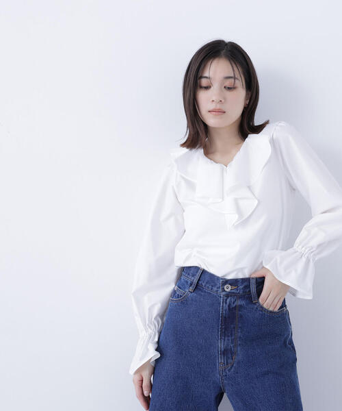 NATURAL BEAUTY BASIC(ナチュラルビューティーベーシック)の「◇ラッフルブラウス(シャツ/ブラウス・レディース・ブルー/オフホワイト/ブラック・FREE)」の12枚目の写真