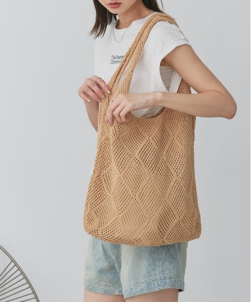ad thie(アドティエ)の「カラフルニットトートバッグ(トートバッグ・レディース・ベージュ/レッド/グリーン/オフホワイト/ブラック・FREE)」の19枚目の写真