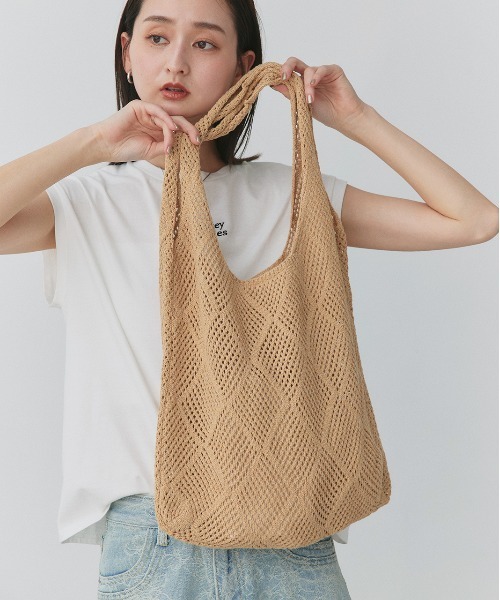 ad thie(アドティエ)の「カラフルニットトートバッグ(トートバッグ・レディース・ベージュ/レッド/グリーン/オフホワイト/ブラック・FREE)」の21枚目の写真