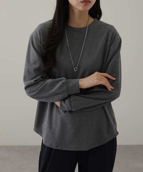 DAYRA(デイラ)の「クルーネック オーバーサイズ ベーシック 長袖 カットソー(Tシャツ/カットソー・レディース・グレー/ダークグレー・S/FREE)」の11枚目の写真