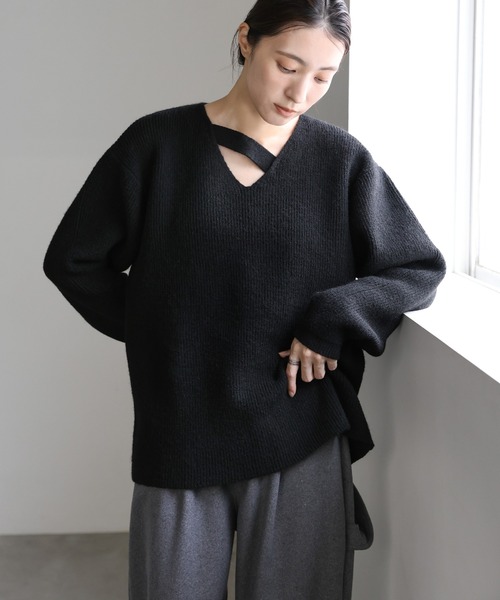 セール】アシンメトリーVネックニットトップス（ニット/セーター