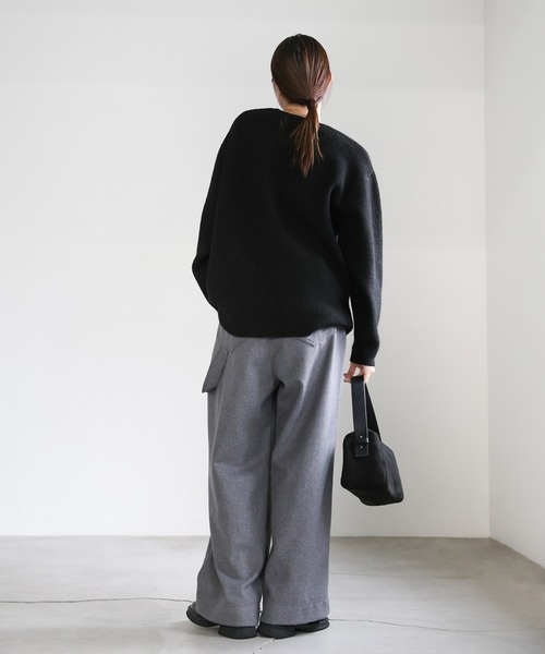 セール】アシンメトリーVネックニットトップス（ニット/セーター