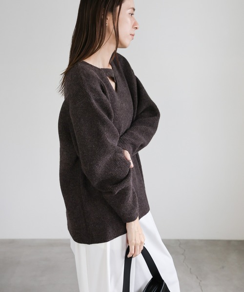 セール】アシンメトリーVネックニットトップス（ニット/セーター