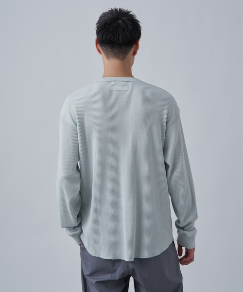 B.C STOCK(ベーセーストック)の「【ANTS & ELEPHANTS】ワッフル ヘンリーネック ロングスリーブTシャツ(Tシャツ/カットソー・メンズ・ホワイト/チャコールグレー/ブルー系その他・MEDIUM/LARGE)」の21枚目の写真