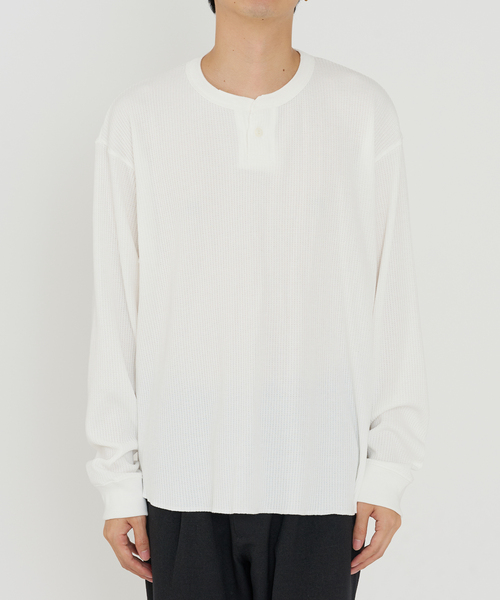 B.C STOCK(ベーセーストック)の「【ANTS & ELEPHANTS】ワッフル ヘンリーネック ロングスリーブTシャツ(Tシャツ/カットソー・メンズ・ホワイト/チャコールグレー/ブルー系その他・MEDIUM/LARGE)」の20枚目の写真
