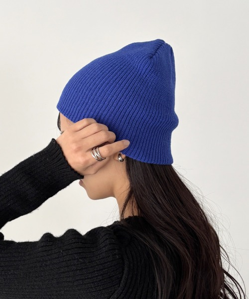 CLEA（クレア）の「【13色展開】シンプルビーニー（ニットキャップ/ビーニー・レディース・ブラック/カーキ/ブルー/チャコールグレー/オレンジ/パープル/ネイビー/マスタード/ホワイト/レッド/ブラウン/オレンジ系その他/ピンク・FREE）」の7枚目の写真