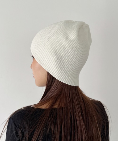 CLEA（クレア）の「【13色展開】シンプルビーニー（ニットキャップ/ビーニー・レディース・ブラック/カーキ/ブルー/チャコールグレー/オレンジ/パープル/ネイビー/マスタード/ホワイト/レッド/ブラウン/オレンジ系その他/ピンク・FREE）」の20枚目の写真