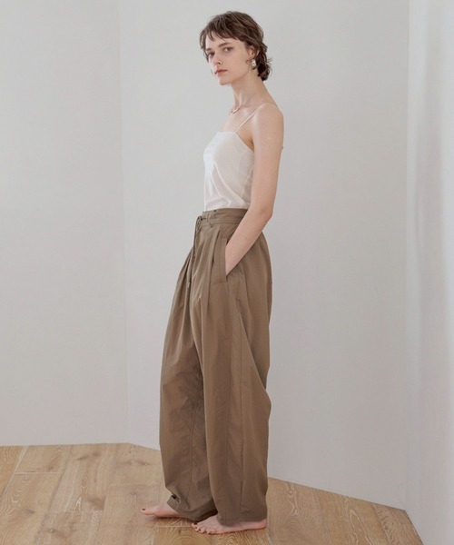 bijorie（ビジュリィ）の「【bijorie】ベロア カップ付きキャミソール／NEW BASIC series（キャミソール・レディース・ブラウン/グレー/ブラック/アイボリー・MEDIUM/LARGE/LG）」の16枚目の写真