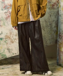 MAISON SPECIAL(]XyV)́sUNISEXtArtificial Leather Pin-Tuck Wide Pants/A[eBtBVU[s^bNChpcyMAISON SPECIAL/]XyVz(̑pc)