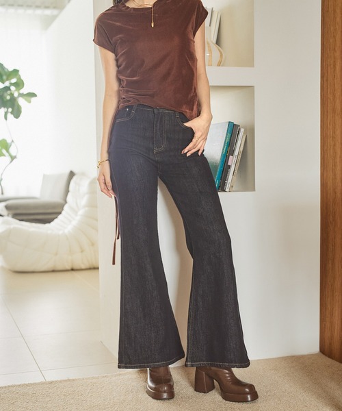 LAULEN（ローレン）の「flare leg denim pants /フレアレッグデニムパンツ（デニムパンツ・レディース・ネイビー・S/M）」の2枚目の写真