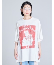 B.I.D.（ビーアイディー）の「《Little Sunny Bite》MARRONCREAM x little sunny bite big tee（Tシャツ/カットソー）」