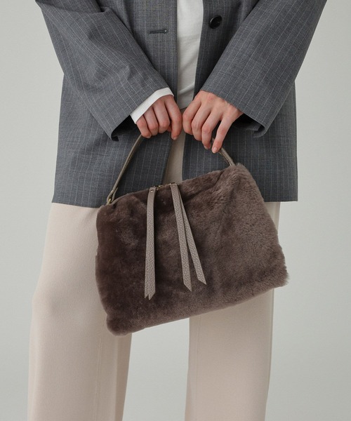RIPANI(リパーニ)の「【RIPANI】ムートンレザーBAG(ハンドバッグ・レディース・ライトブラウン/ライトベージュ・フリー)」の1枚目の写真