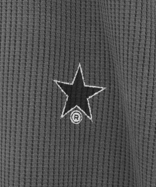 CONVERSE TOKYO（コンバーストウキョウ）の「FLOWER LOGO WAFFLE LONG TEE（Tシャツ/カットソー・レディース・ブラック/ブルー/ホワイト・MEDIUM/SMALL）」の15枚目の写真