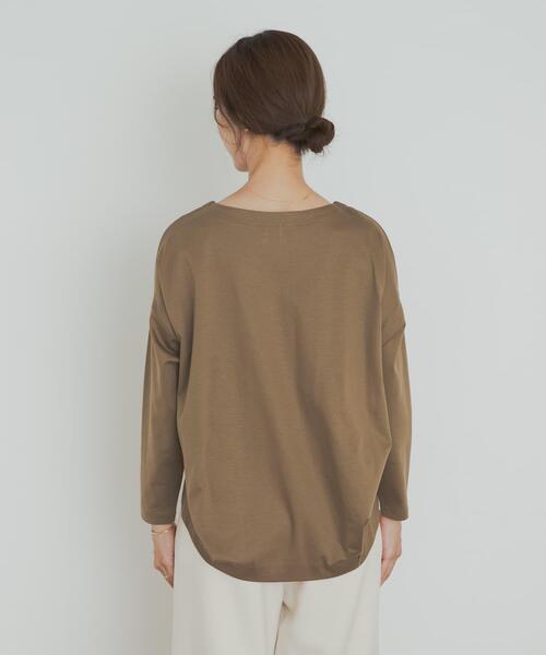 URBAN RESEARCH DOORS（アーバンリサーチドアーズ）の「コットンバックタック長袖プルオーバー（Tシャツ/カットソー・レディース・オフホワイト/ブラック/ネイビー/ベージュ系その他・MEDIUM）」の19枚目の写真