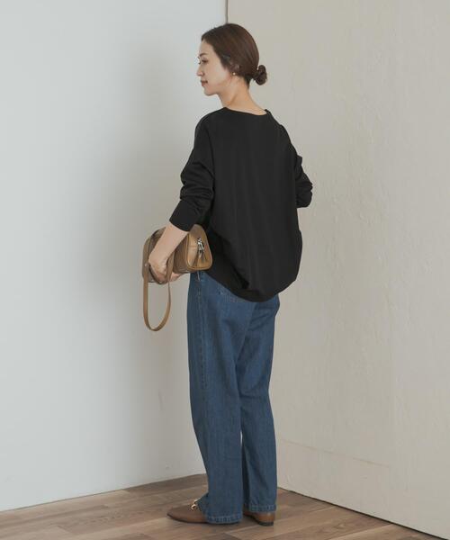 URBAN RESEARCH DOORS（アーバンリサーチドアーズ）の「コットンバックタック長袖プルオーバー（Tシャツ/カットソー・レディース・オフホワイト/ブラック/ネイビー/ベージュ系その他・MEDIUM）」の6枚目の写真