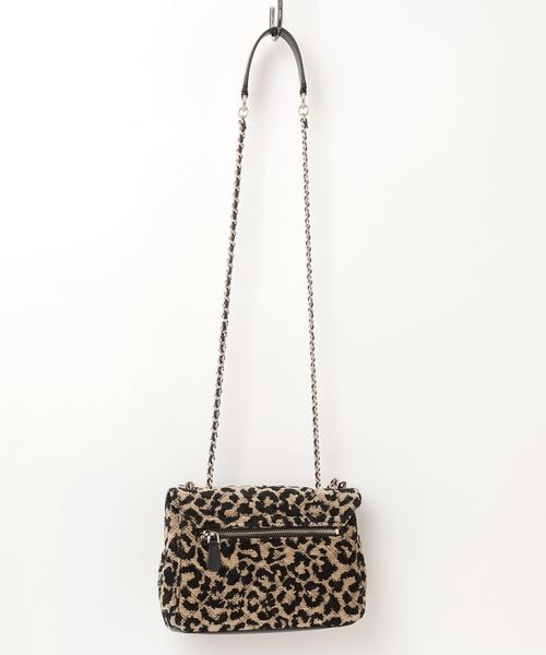 Guess（ゲス）の「GIULLY Ii 2 Compartment Convertible Flap ショルダーバッグ  （ショルダーバッグ・レディース・マルチ/レオパード・ONE SIZE）」の17枚目の写真