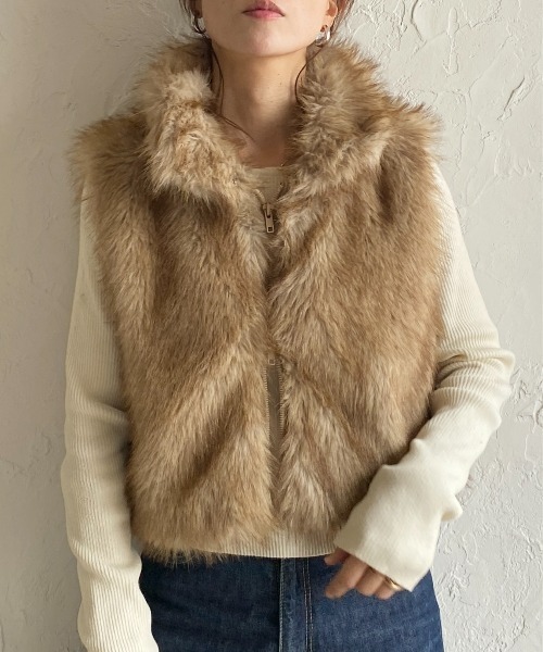 【新品・タグ付】ELLIE ファーショートベスト Fサイズ ベージュ ファーショートベスト【BEIGE】 – ELLIE