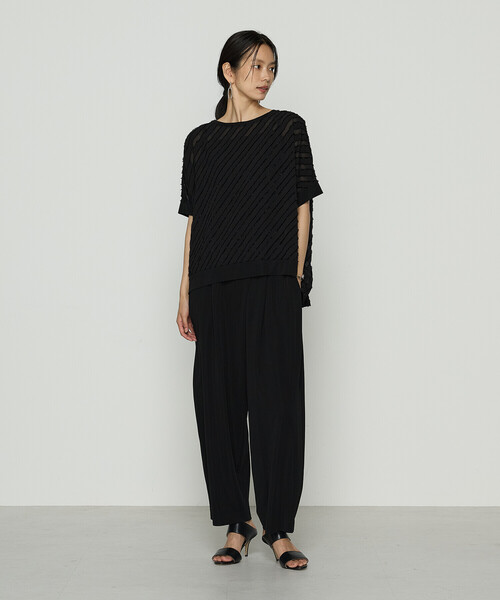 Gabardine K.T(ギャバジンケーティー)の「ハイテンションポンチライト ドレープタックパンツ(その他パンツ・レディース・ブラック/ダークブラウン・9号/7号)」の4枚目の写真