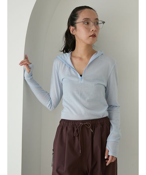 emmi(エミ)の「Mt.Breath WoolRパーカートップス(パーカー・レディース・ブラック/ライトブルー・F)」の4枚目の写真
