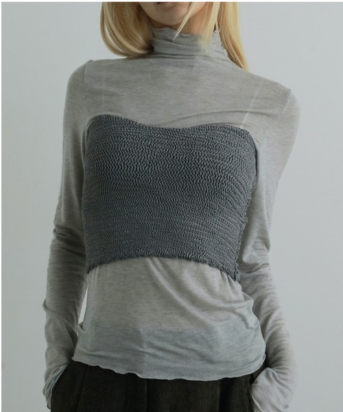 anuke（アンヌーク）の「Cashmeresilk Turtle Tops（Tシャツ/カットソー・レディース・ブラック/アイボリー/グレー・FREE）」の2枚目の写真