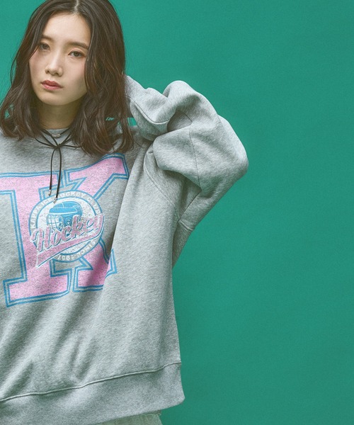 Kappa(カッパ)の「≪Kappa×and ST ウェルネスクラブ≫Icehockeyデザインスウェット (ユニセックス)(スウェット・レディース・ブラック/グレー・LARGE/SMALL/MEDIUM)」の16枚目の写真