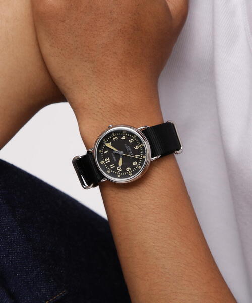 TIMEX（タイメックス）の「《AVIREX × TIMEX》TYPE-25A / タイプ 25A / アヴィレックス / タイメックス（アナログ腕時計・メンズ・ブラック/オリーブ系・F）」の5枚目の写真