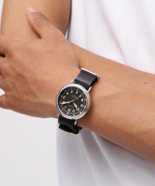 TIMEX（タイメックス）の「《AVIREX × TIMEX》TYPE-25A / タイプ 25A / アヴィレックス / タイメックス（アナログ腕時計・メンズ・ブラック/オリーブ系・F）」の6枚目の写真