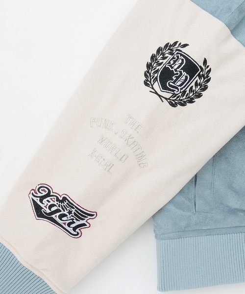 X-girl Stages(エックスガールステージス)の「袖ワッペン配色中わたブルゾン(ブルゾン・キッズ・ライトブルー/ブラック・130cm/100cm/110cm/120cm/140cm)」の3枚目の写真