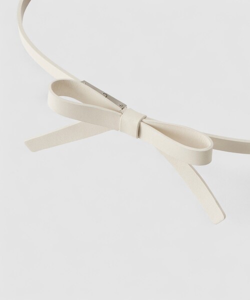 ANAYI（アナイ）の「リボンスライドベルト（ベルト・レディース・オフホワイト/ブラック・FREE）」の3枚目の写真