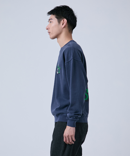 B.C STOCK(ベーセーストック)の「【GOOD OLD SHOP】コンパクト クルーネックスウェット(スウェット・メンズ・ホワイト/ブラック/ネイビー・MEDIUM/LARGE)」の14枚目の写真