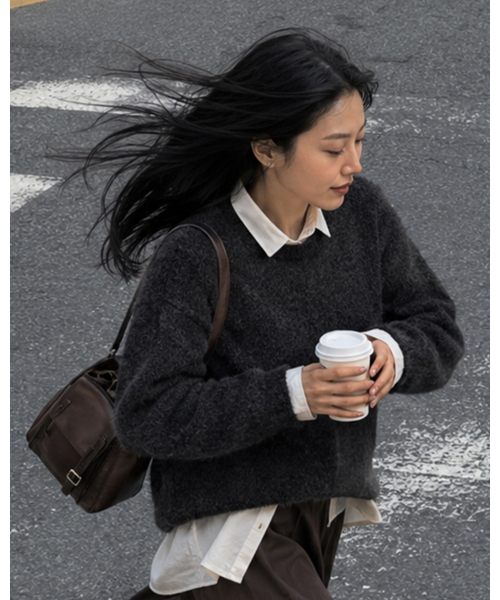 MOAA(モア)の「ブークレニットプルオーバー(アイボリー)(ニット/セーター・レディース・その他・SMALL/MEDIUM)」の2枚目の写真