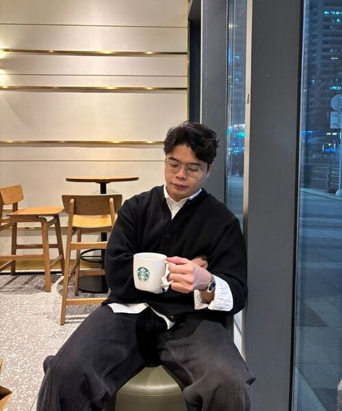 MUSINSA STANDARD（ムシンサスタンダード）の「ツイストセミバルーンデニムパンツ[ウォッシュドブラック]（デニムパンツ・メンズ・その他・38/42/36/34/32/29/30/31/33/26/27/28）」の20枚目の写真