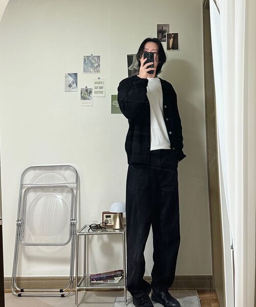 MUSINSA STANDARD（ムシンサスタンダード）の「ツイストセミバルーンデニムパンツ[ウォッシュドブラック]（デニムパンツ・メンズ・その他・38/42/36/34/32/29/30/31/33/26/27/28）」の21枚目の写真