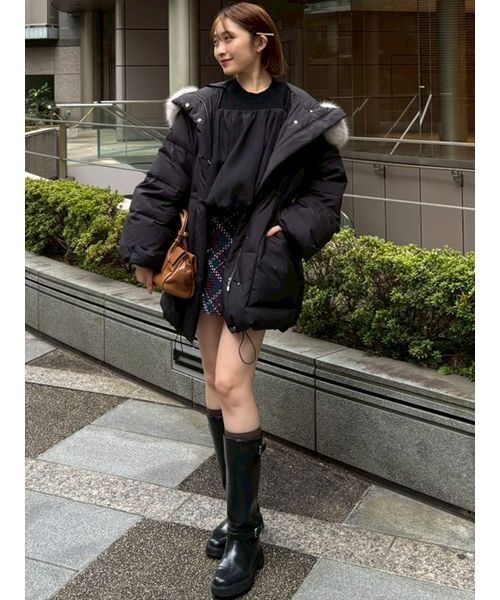 SNIDEL（スナイデル）の「オフショルレイヤードニットプルオーバー（ニット/セーター・レディース・ブラック/ホワイト/グリーン・F）」の19枚目の写真