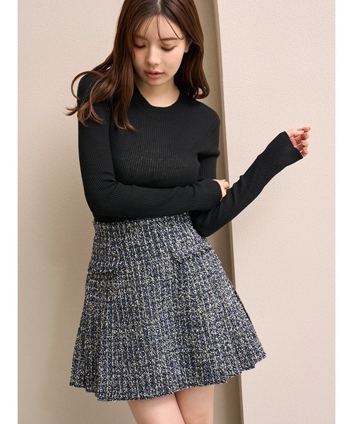 SNIDEL（スナイデル）の「オフショルレイヤードニットプルオーバー（ニット/セーター・レディース・ブラック/ホワイト/グリーン・F）」の15枚目の写真