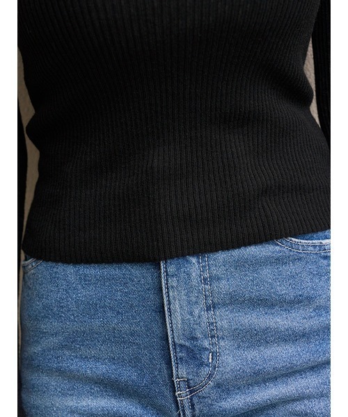 SNIDEL（スナイデル）の「オフショルレイヤードニットプルオーバー（ニット/セーター・レディース・ブラック/ホワイト/グリーン・F）」の12枚目の写真