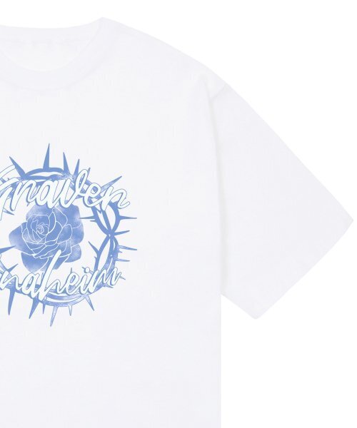 GRAVER（グレーバー）の「[ユニセックス]ロマンティックローズ半袖Tシャツ_ホワイト（Tシャツ/カットソー・レディース・ホワイト・LARGE/MEDIUM/SMALL/X-LARGE）」の5枚目の写真