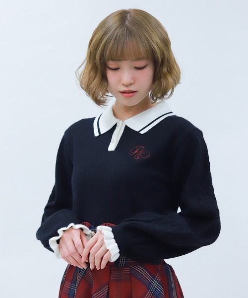 axes femme POETIQUE(アクシーズファムポエティック)の「PQ刺繍バイカラーポロニット(ニット/セーター・レディース・ブラック/ピンク/ネイビー・MEDIUM)」の2枚目の写真