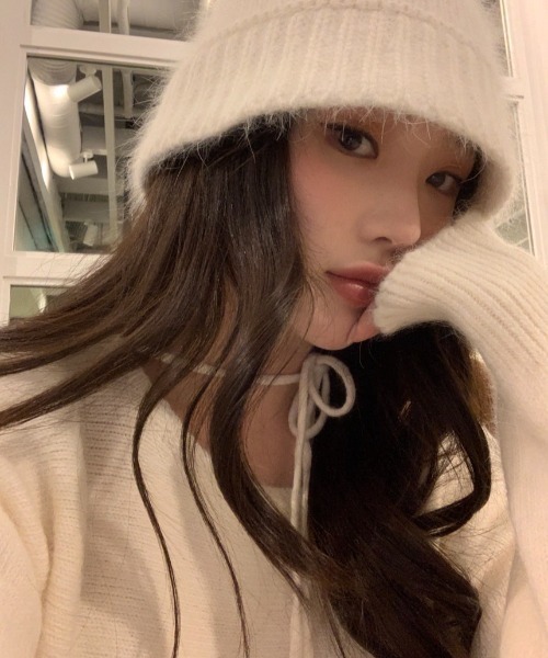 yuue' ( wear )（ユーイ）の「リボンタイオフショルダーニットトップス（ニット/セーター・レディース・ピンク/グレー/アイボリー/ブラック・FREE）」の12枚目の写真