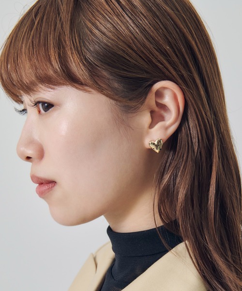 GOLDY(ゴールディ)の「ドット ハート メタル ピアス(ピアス(両耳用)・レディース・ゴールド/シルバー系その他/ゴールド系その他/シルバー・FREE)」の8枚目の写真
